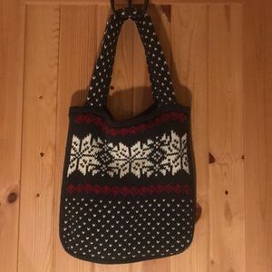 Snowflake Knit Aero Purse